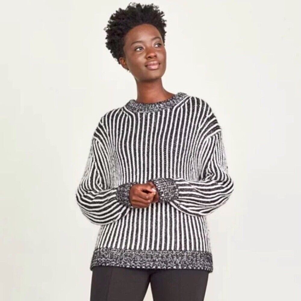NWOT Elizabeth & James Sweater sz S